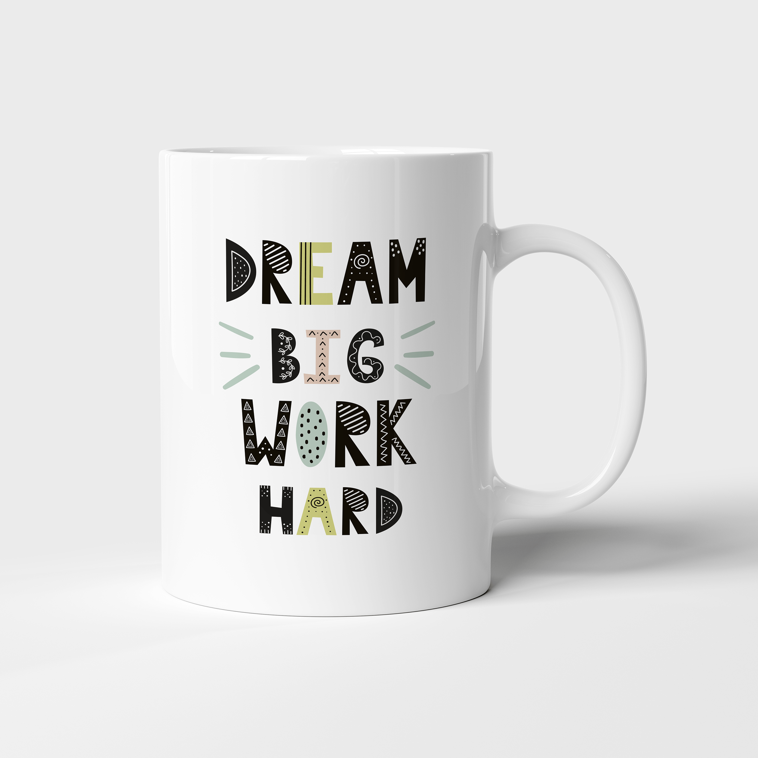 Caneca "Sonhe grande, trabalhe duro"
